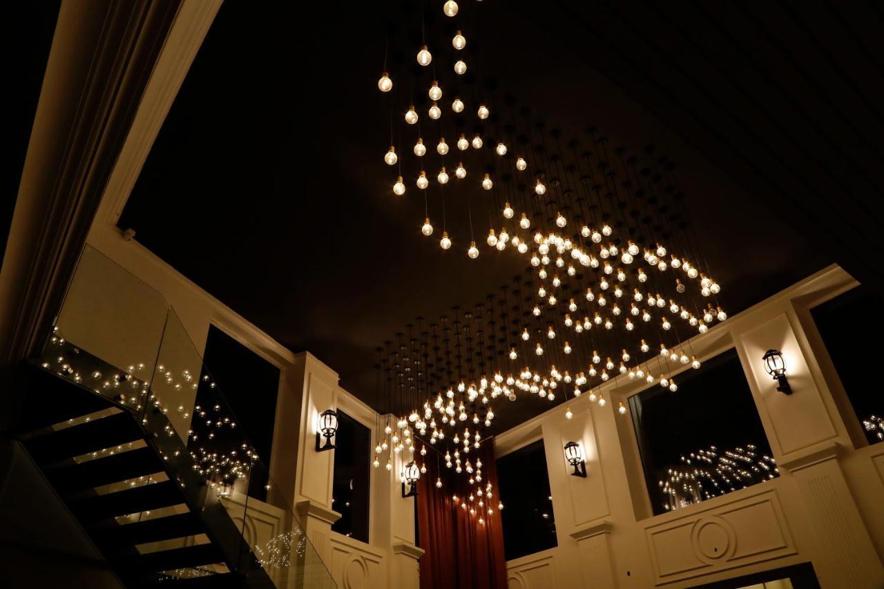 Dayal Hotel 우나 외부 사진